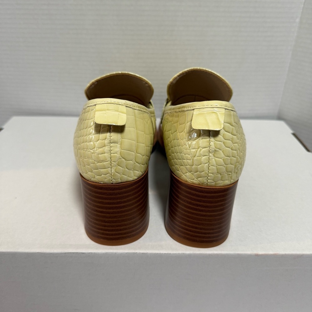 Women’s Urban Outfitters Croc Loafer - Picture 4 of 8